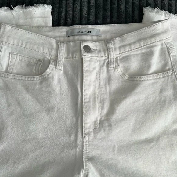 Joe's Jeans High-Rise White Ankle Jeans - Size 26 - Inseam “26 - Straight Leg - Picture 2 of 6